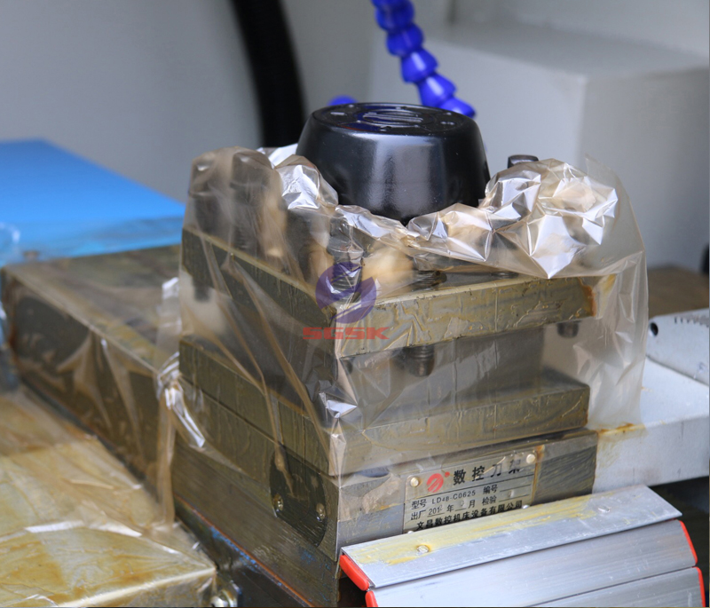 小型数控车床CK6120自动仪表车床小型数控机床小型cnc数控车床