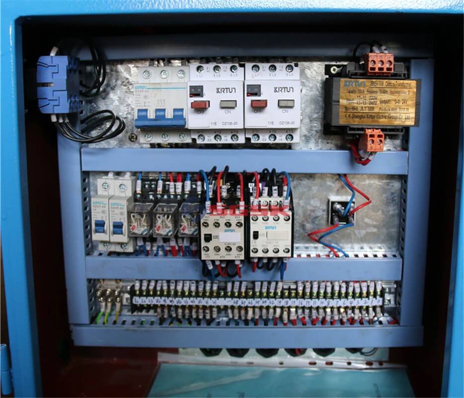 锯床GH4230金属带锯床双立柱金属带锯床4230锯床自动送料液压锯床