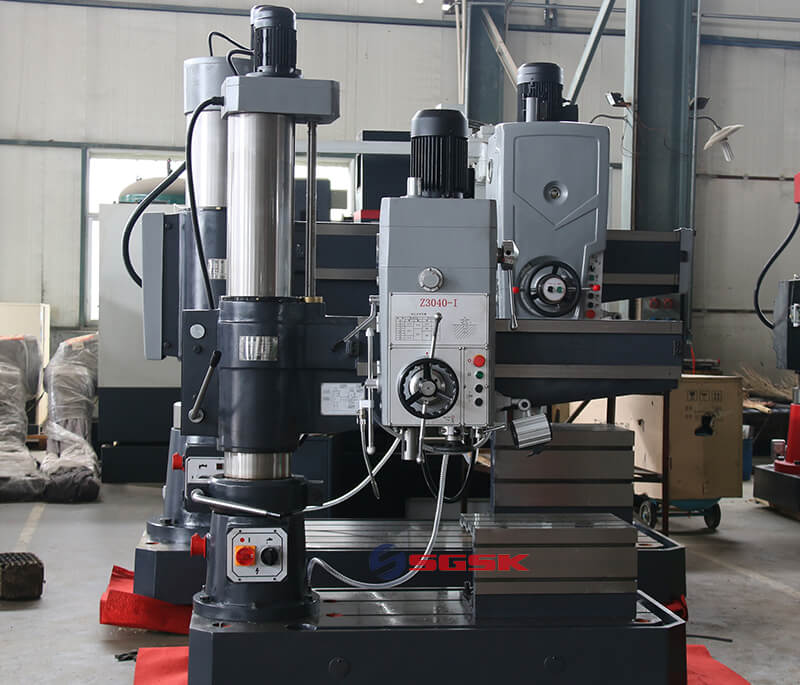 摇臂钻床Z3040*11/1