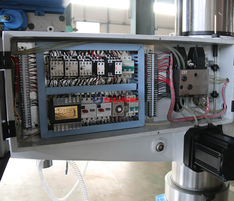 摇臂钻床Z3050*11