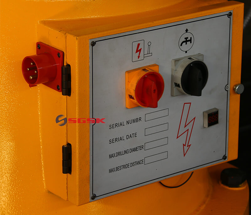 液压摇臂钻床Z3080*20A